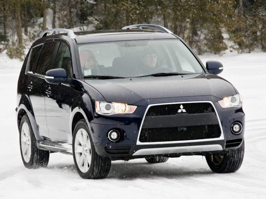  Mitsubishi Outlander 2009 года  (US) (фото 31 из 41)